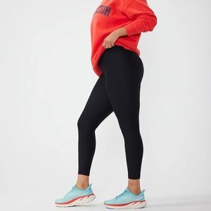 ✨ S A L E ✨ Outdoor Voices Warmup 3/4 Leggings